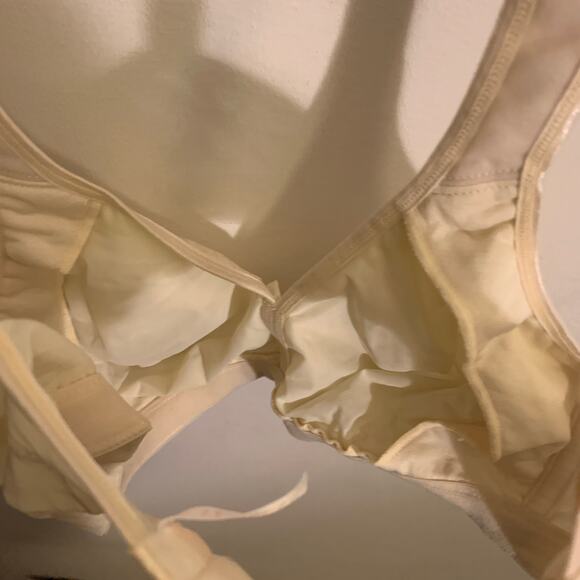 Breezies Sz 40C Wild Rose Seamless Wirefree Support Bra Womens Champagne A260367 - Picture 10 of 15